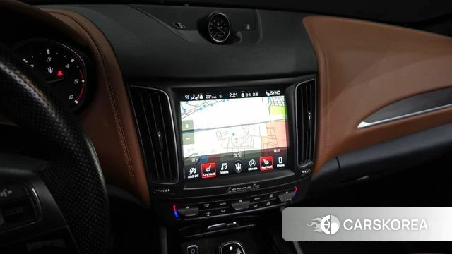 Maserati Levante 2019 Черный из Кореи, фото 5