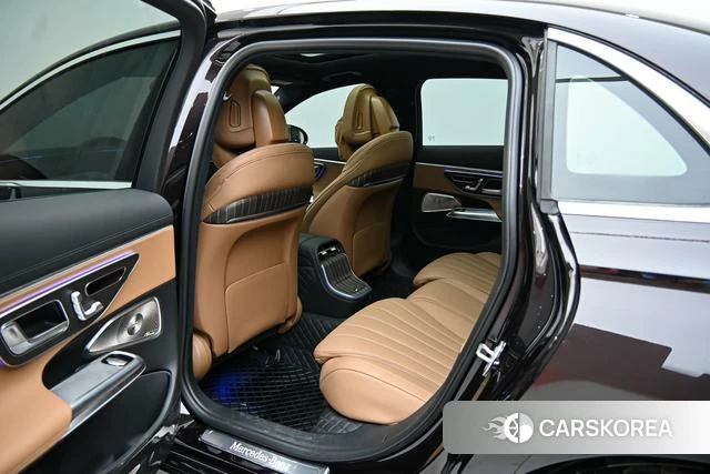 Mercedes-Benz E-Class 2024 Черный из Китая, фото 5