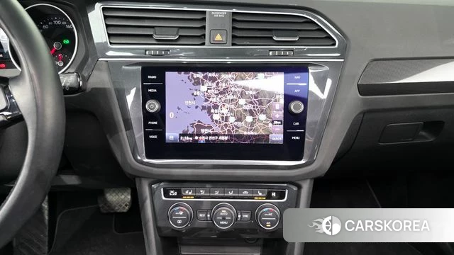 Volkswagen Tiguan second Generation 2020 Черный из Кореи, фото 5