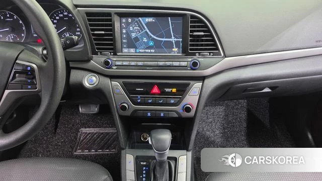 Hyundai Avante AD 2018 Белый из Кореи, фото 5