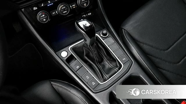 Volkswagen 7th Generation of Jetta 2023 Белый из Кореи, фото 5