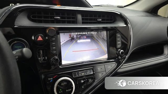 Toyota Prius C 2019 Белый из Кореи, фото 5