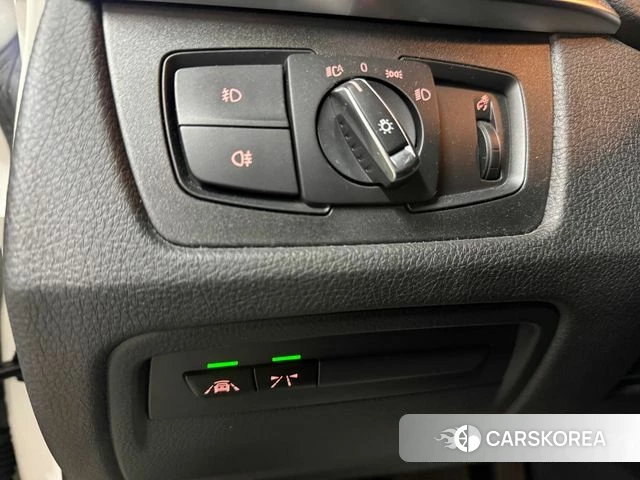BMW 3 Series (F30) 2018 Белый из Кореи, фото 5