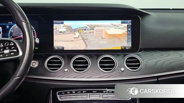 Mercedes-Benz E-Class W213 2020 Белый из Кореи, фото 5