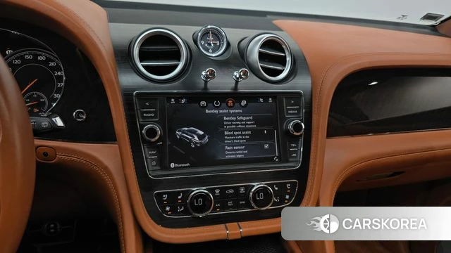 Bentley Bentayga 2018 Черный из Кореи, фото 5