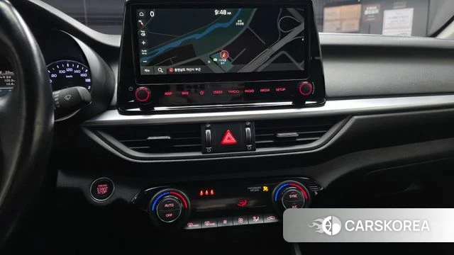 Kia The New K3 2nd generation 2021 Белый из Кореи, фото 5