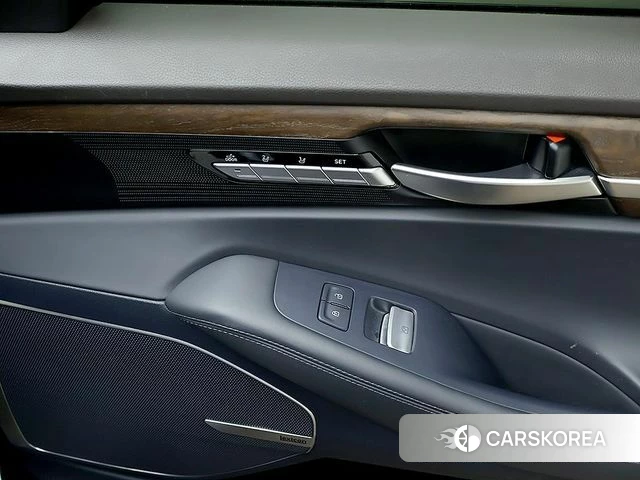 Genesis G90 2019 Синий из Кореи, фото 5