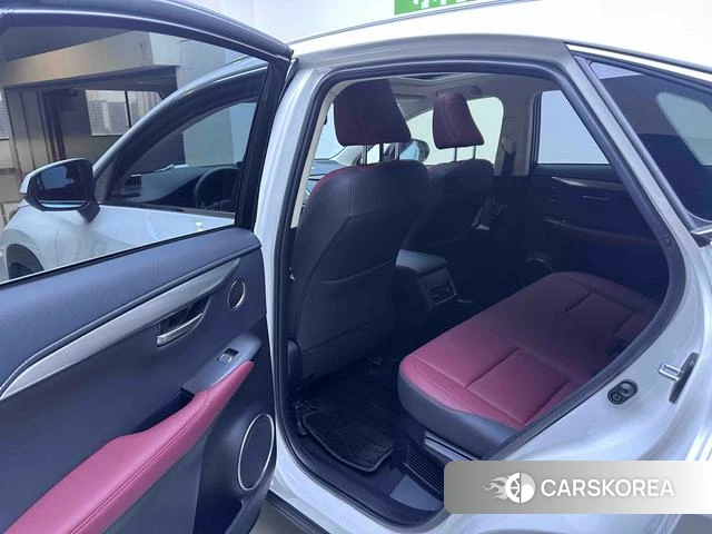 Lexus NX 2021 Белый из Китая, фото 5