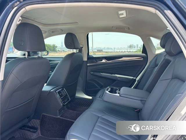 Volkswagen Passat 2022 Черный из Китая, фото 5