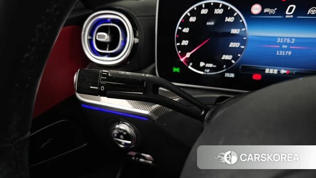 Mercedes-Benz C-Class W206 2023 Белый из Кореи, фото 5