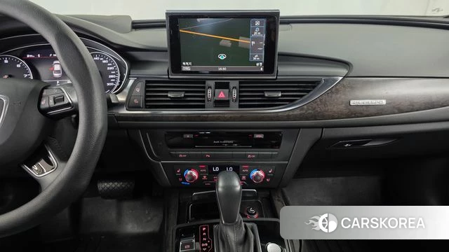 Audi New A6 2018 Серебристо-серый из Кореи, фото 5