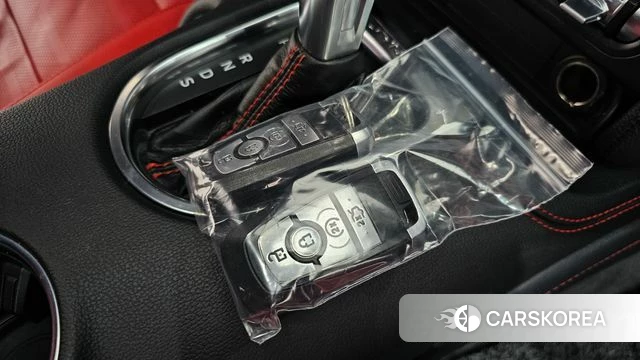 Ford Mustang 2022 Красный из Кореи, фото 5