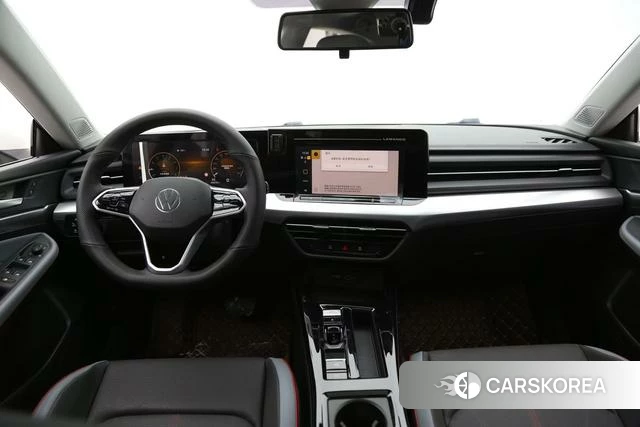 Volkswagen Lamando 2022 Белый из Китая, фото 5