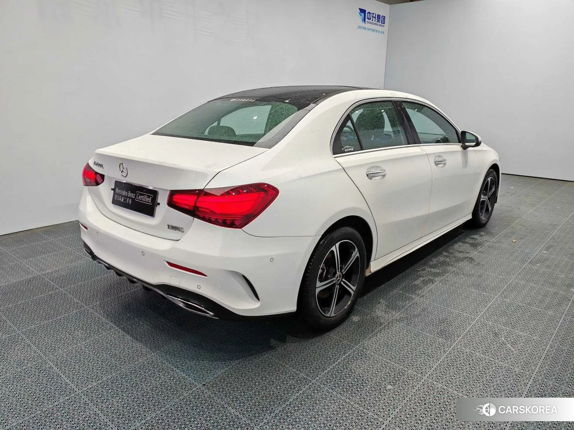Mercedes-Benz A-Class 2022 Белый из Китая, фото 5