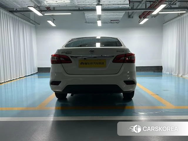 Nissan Sylphy 2020 Белый из Китая, фото 5