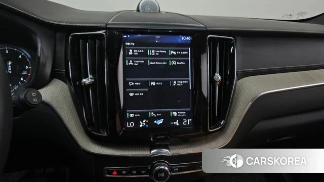 Volvo XC60 second Generation 2018 Белый из Кореи, фото 5