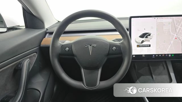 Tesla Model 3 2021 Белый из Кореи, фото 5