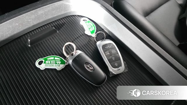 Hyundai Staria 2021 Серый из Кореи, фото 5