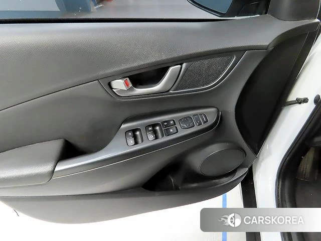 Hyundai Kona 2019 Белый из Кореи, фото 5