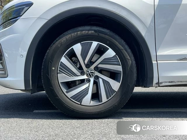 Volkswagen Tiguan L 2021 Белый из Китая, фото 5