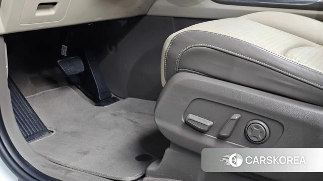 Kia Carnival 4th generation 2021 Белый из Кореи, фото 5