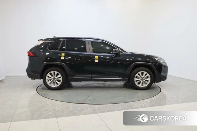 Toyota Wildlander 2023 Черный из Китая, фото 5