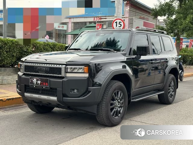 Toyota Land Cruiser 2025 Черный из Китая, фото 5