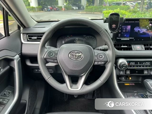 Toyota RAV4 2024 Белый из Китая, фото 5