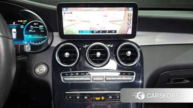 Mercedes-Benz GLC-Class X253 2021 Белый из Кореи, фото 5
