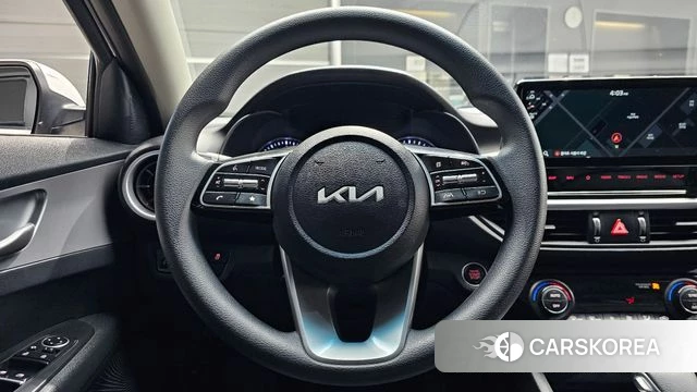Kia The New K3 2nd generation 2022 Белый из Кореи, фото 6