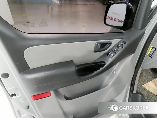 Hyundai The New Grand Starex 2018 Серебряный из Кореи, фото 5
