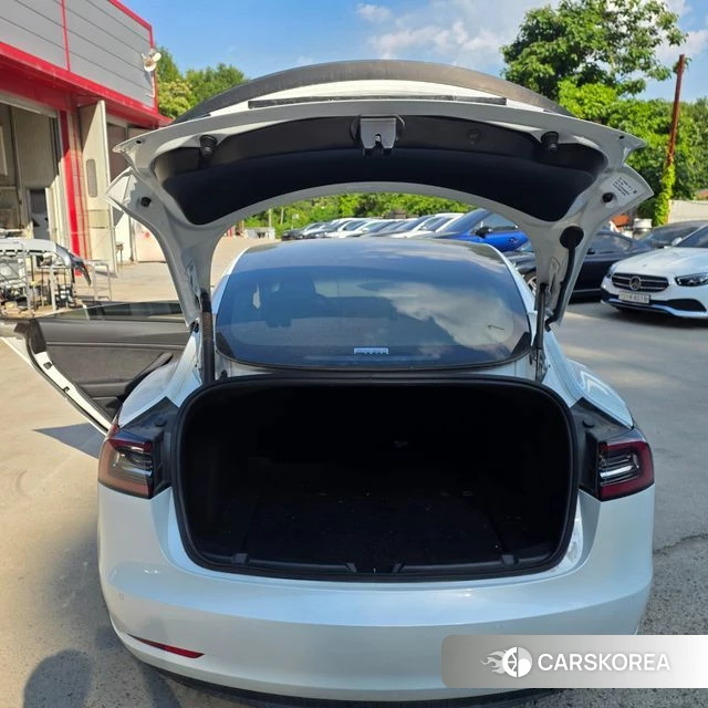 Tesla Model 3 2022 Белый из Кореи, фото 5