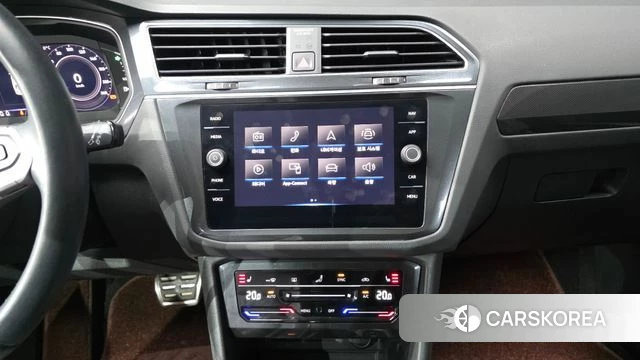 Volkswagen Tiguan second Generation 2022 Белый из Кореи, фото 5