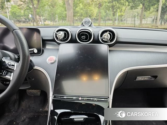 Mercedes-Benz C-class 2024 Белый из Китая, фото 5