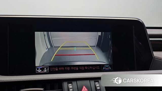 Lexus ES300h 7th generation 2020 Серебристо-серый из Кореи, фото 5