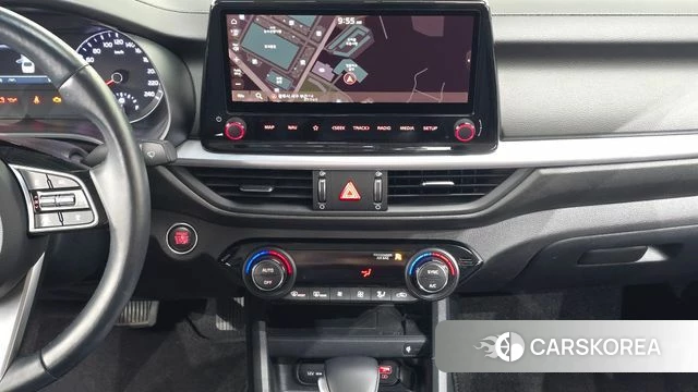 Kia The New K3 2nd generation 2021 Белый из Кореи, фото 5