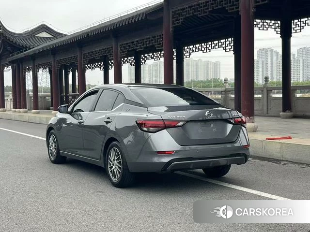 Nissan Sylphy 2021 Темно-серый из Китая, фото 5