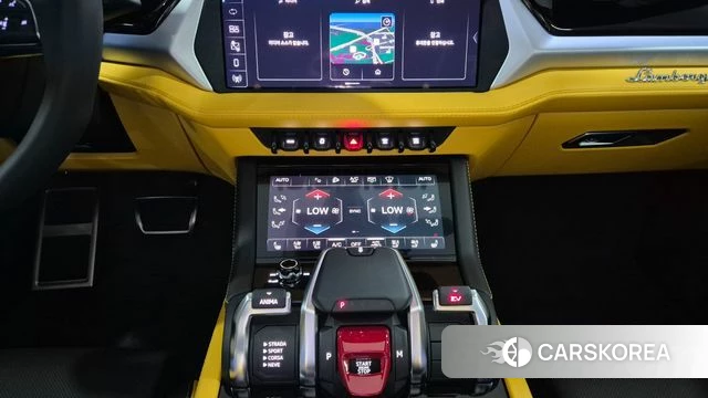 Lamborghini Urus 2026 Черный из Кореи, фото 5