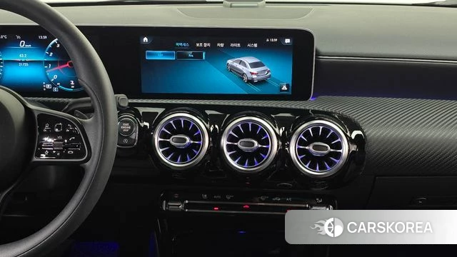 Mercedes-Benz A-Class W177 2020 Белый из Кореи, фото 5