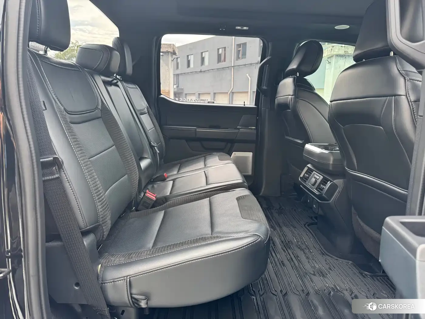 Ford F-150 2023 Черный из Китая, фото 5