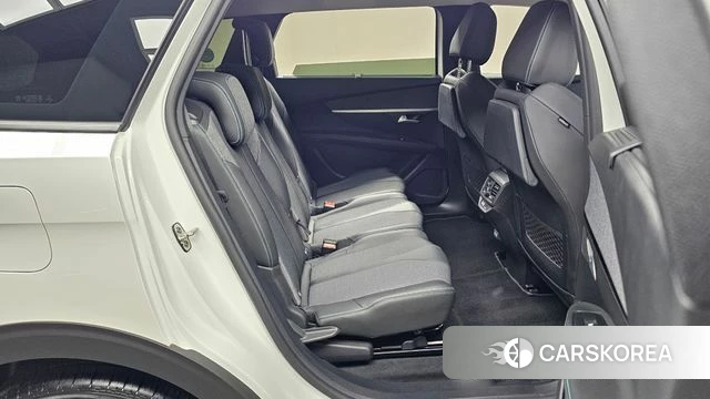 Peugeot 5008 second generation 2021 Белый из Кореи, фото 5