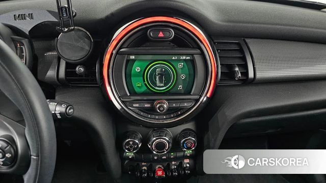 Mini Cooper 2021 Красный из Кореи, фото 5