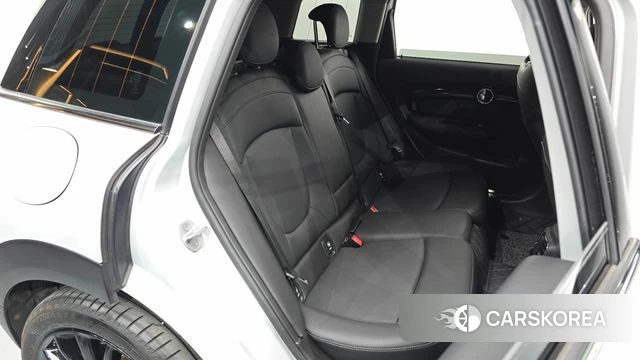 Mini Cooper Clubman 2022 Серебристо-серый из Кореи, фото 5