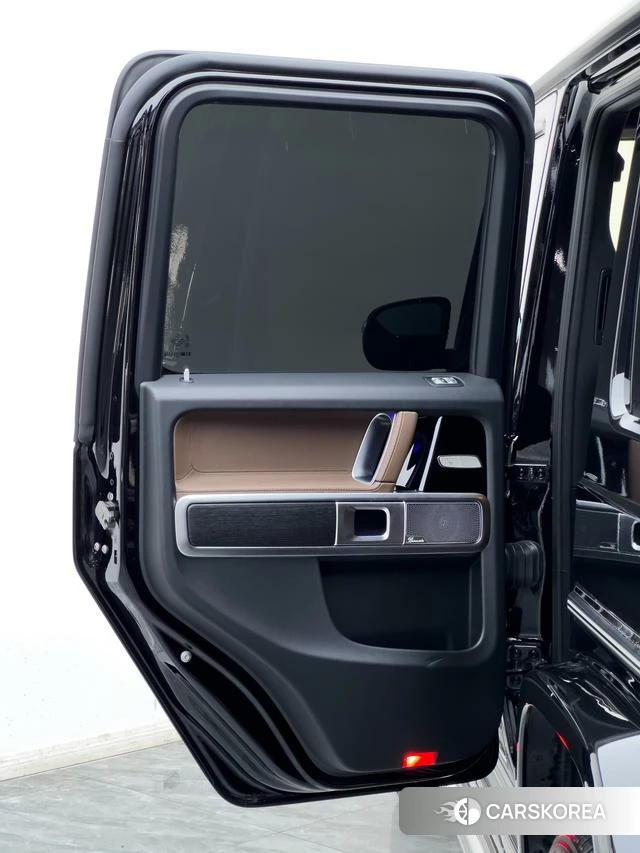 Mercedes-Benz G-Class 2023 Черный из Китая, фото 5