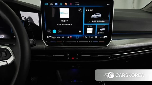 Volkswagen Golf 8th Generation 2025 Белый из Кореи, фото 5