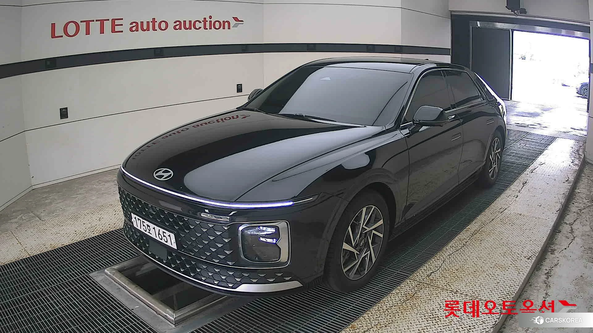 Hyundai Grandeur Hybrid 2023 Abyss Black Pearl из Кореи, фото 5