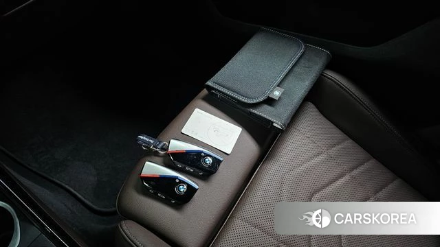 BMW iX1 (U11) 2023 Белый из Кореи, фото 6