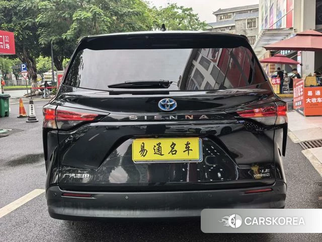 Toyota Sienna 2022 Черный из Китая, фото 5