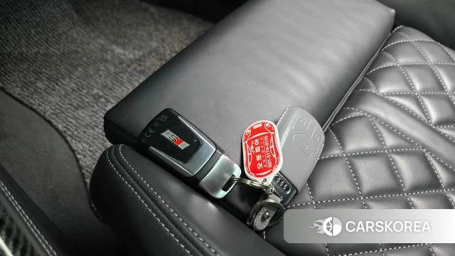 Audi SQ5 (FY) 2023 Белый из Кореи, фото 5