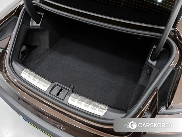 Porsche Taycan 2025 Коричневый из Кореи, фото 5
